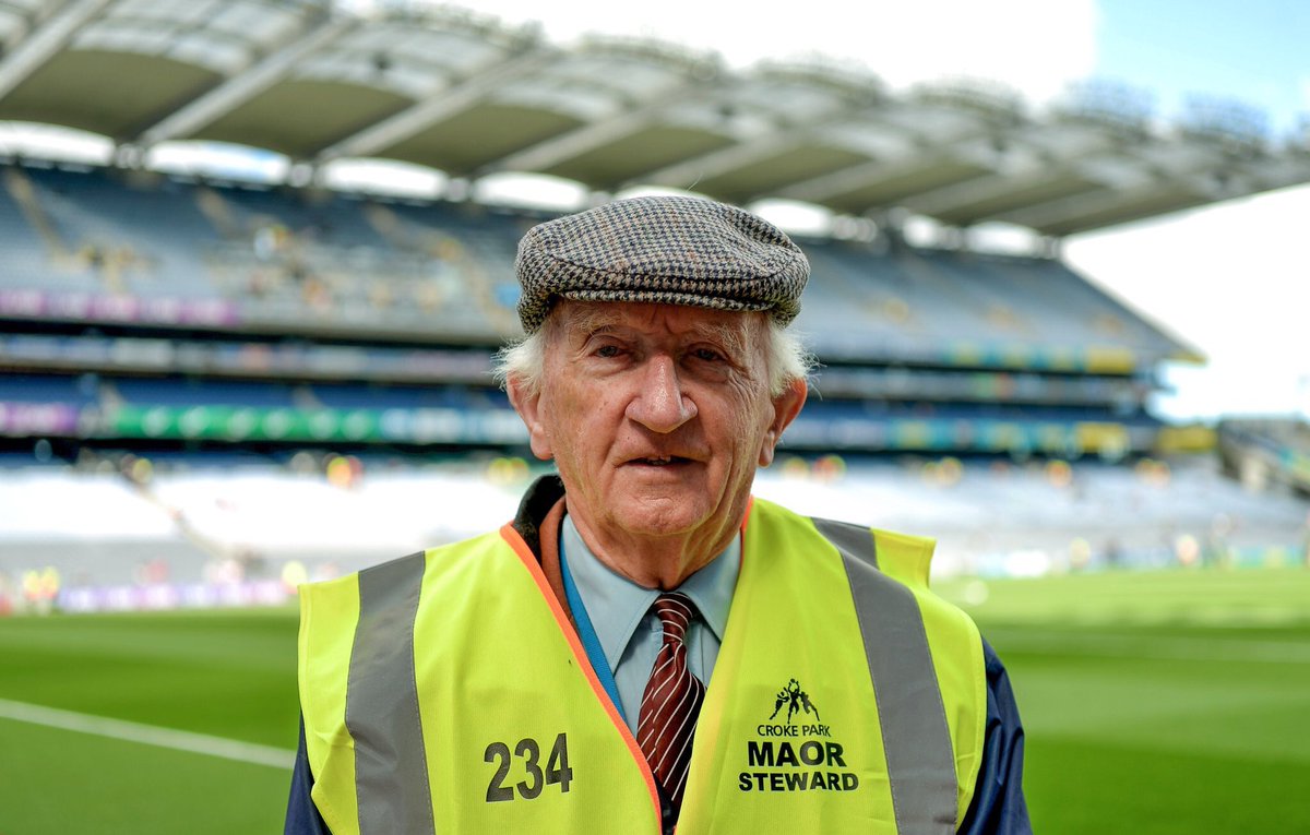 CrokeParkEvents's tweet photo. Meet Willie Murtagh, a steward at @CrokePark since 1960. Willie has attended every All-Ireland Senior Football Final in #CrokePark since 1945! #HOCP #HumansOfCrokePark #TeamCrokePark https://t.co/CKcpuc8DVc