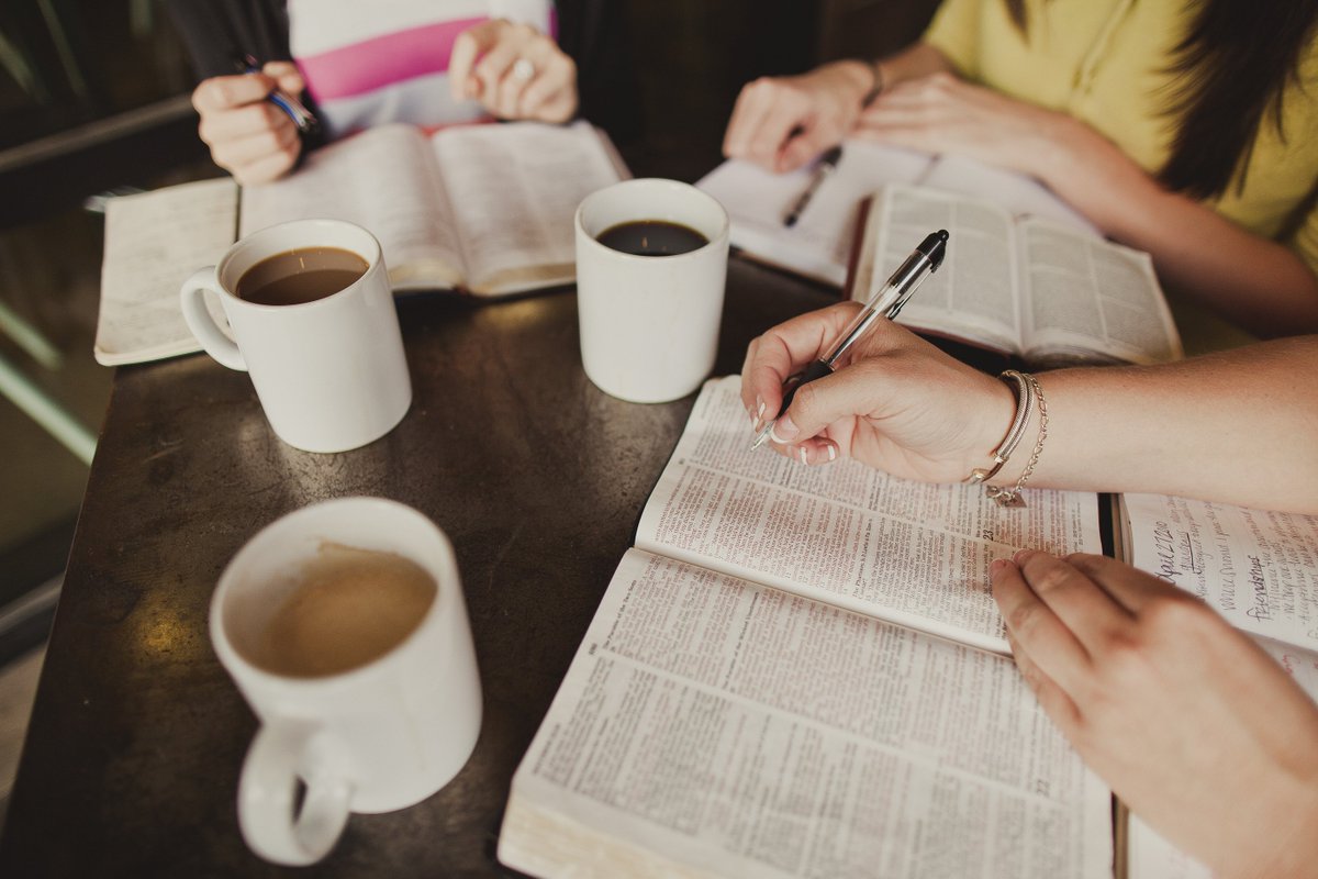 #God has given us many ways to read his #word.  Yet in the age of #digital availability have we lost the sense of community?  Here’s why bringing together #fellowship has an even bigger impact:
ow.ly/gUb430jgUtW #BibleStudy