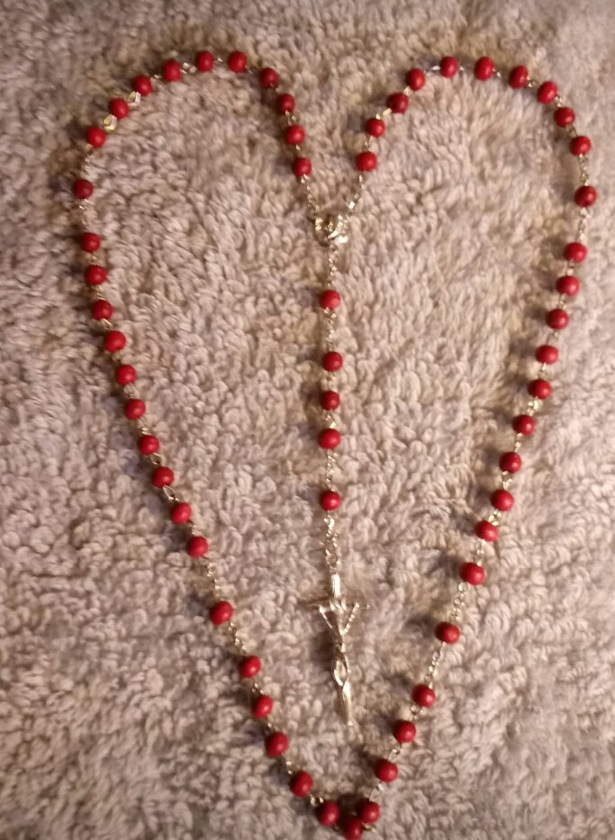 TheBread_OfLife's tweet image. Praying the Joyful Mysteries of the Holy Rosary and meditating upon the virtues of the Chaste Heart of Saint Joseph and his duties to the Holy Family on this #1stWednesday
#EasterOctave