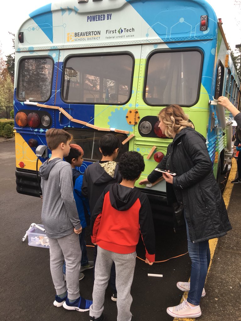 NancyRylesElem's tweet photo. #futurereadyBSD - fifth grade https://t.co/OQor2aBL4E