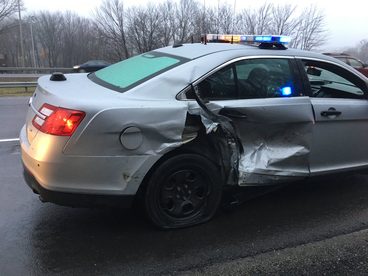 CSPTrafficUnit's tweet image. This occurred during the morning commute in Waterbury.  Please remember to be alert to all traffic hazards, reduce your speed in traffic and inclement weather, maintain a safe following distance and never be distracted. Thankfully, only minor injuries!