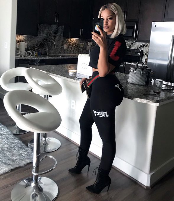 Peachy 🍑 #FAME https://t.co/qK5muCu5l8<a href="/tag/fame"class="tags">#FAME</a>