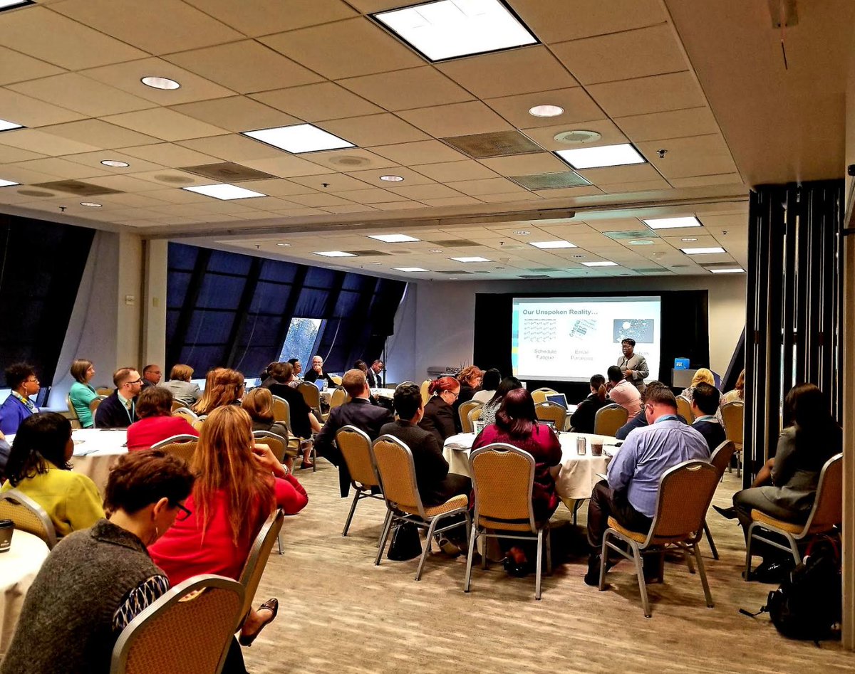 UIAinnovation's tweet photo. Dr. Burns-Wallace's (@KUvpugs) session on reclaiming time to do the real work of innovation was one of the buzziest of #UIASummit so far. Amazing strategies on cutting through inbox noise. https://t.co/jn0ByHAFYI
