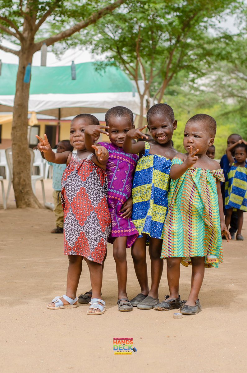 handsondeck__'s tweet photo. About last week
Expressions of Hope - Broken crayons still colour
We painted history @handsondeck__
#HandsOnDeck 2.0 #Abuja #march30 #charity #donation #volunteer #activism #humanity #socialgood #csr #aid #humanrights #konnet #peoplehelpingpeople #CSIExperience #CSIHumans https://t.co/ZAV0xAC9tE