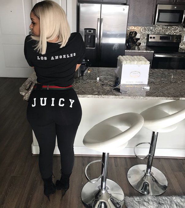Juicy Booty #FAME https://t.co/dOjJm7dKZJ<a href="/tag/fame"class="tags">#FAME</a>
