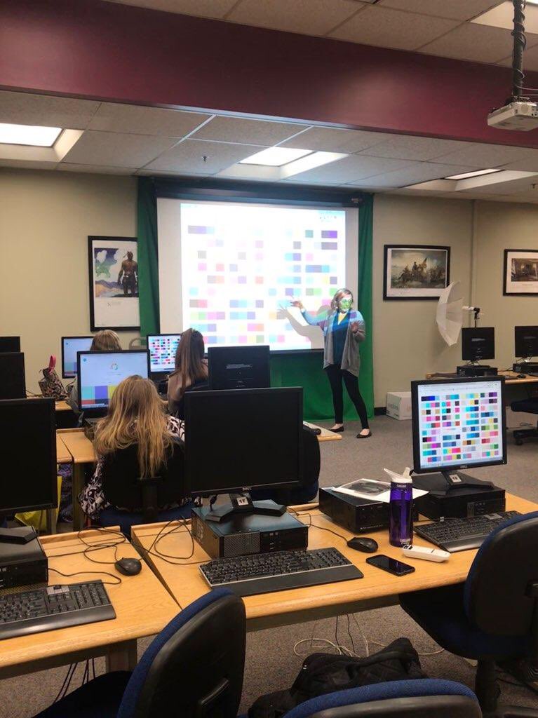 sadieclorinda's tweet photo. Layout and type pairings and color palettes...oh my! So much fun designing with the @OHS_Tigers Leadership Class today! 
#MSDR9 #etcoaches #designmatters #lovemyjob https://t.co/8iZtbB750Q