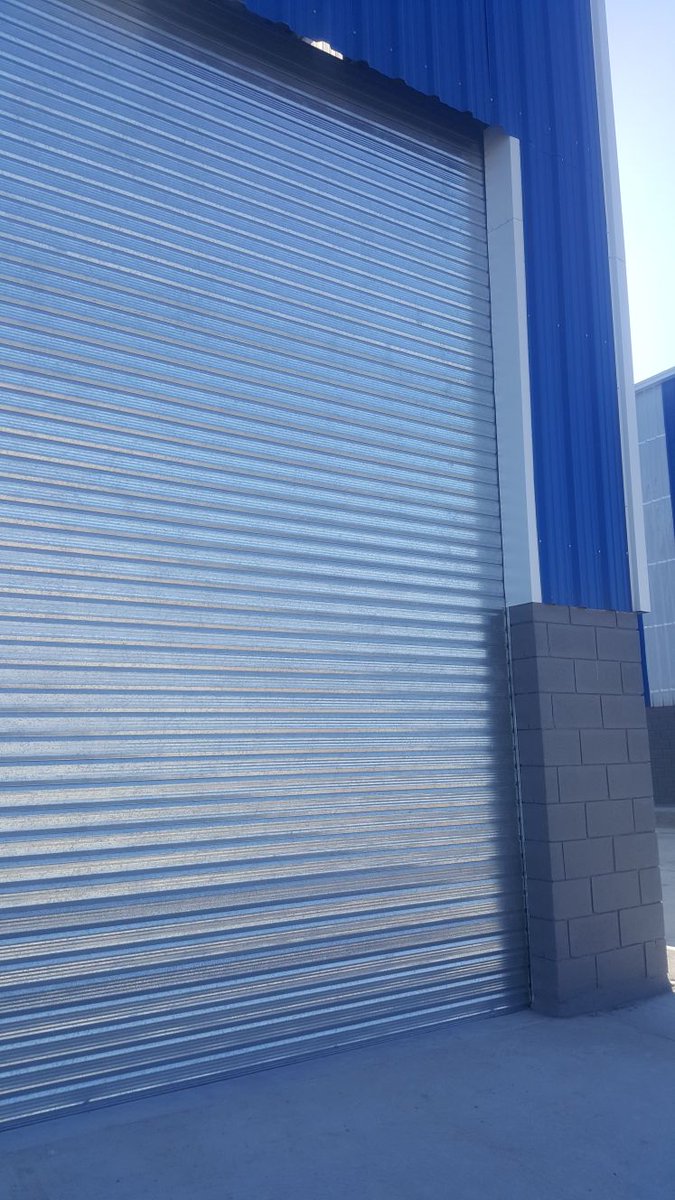 Nuevas cortinas metálicas galvanizadas con poliuretano inyectado, más resistentes y seguras #CORTILUZ.