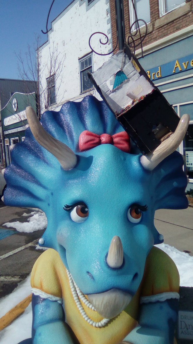 ShelleyFriesen's tweet photo. #BRShomeawayfromhome
Drumheller is home to dinosaurs! https://t.co/2Np0Watsff