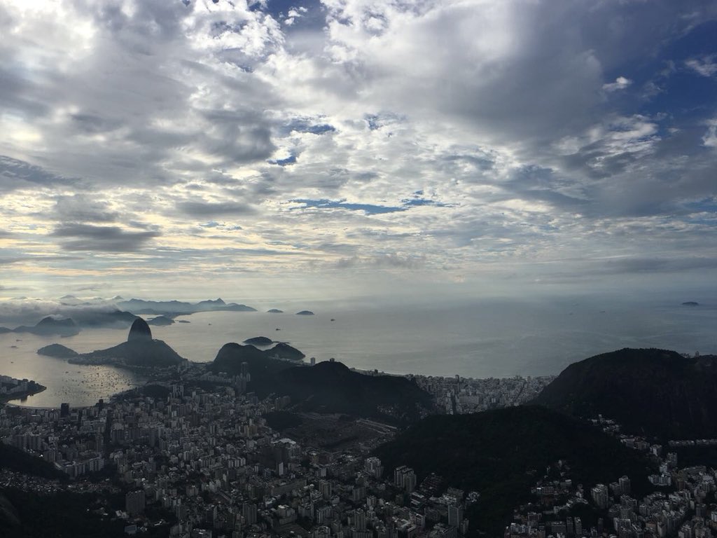 cristoredentor's tweet photo. 🌤 No Santuário hoje: 27ºC | nublado | visibilidade boa | sem eventos marcados para hoje. Que a paz de Deus esteja convosco! 🕊♥️ #RiodeJaneiro #CristoRedentor #CLIMATEMPONEWS #Turismo #Santuario #informacao https://t.co/12EDvBIWwf