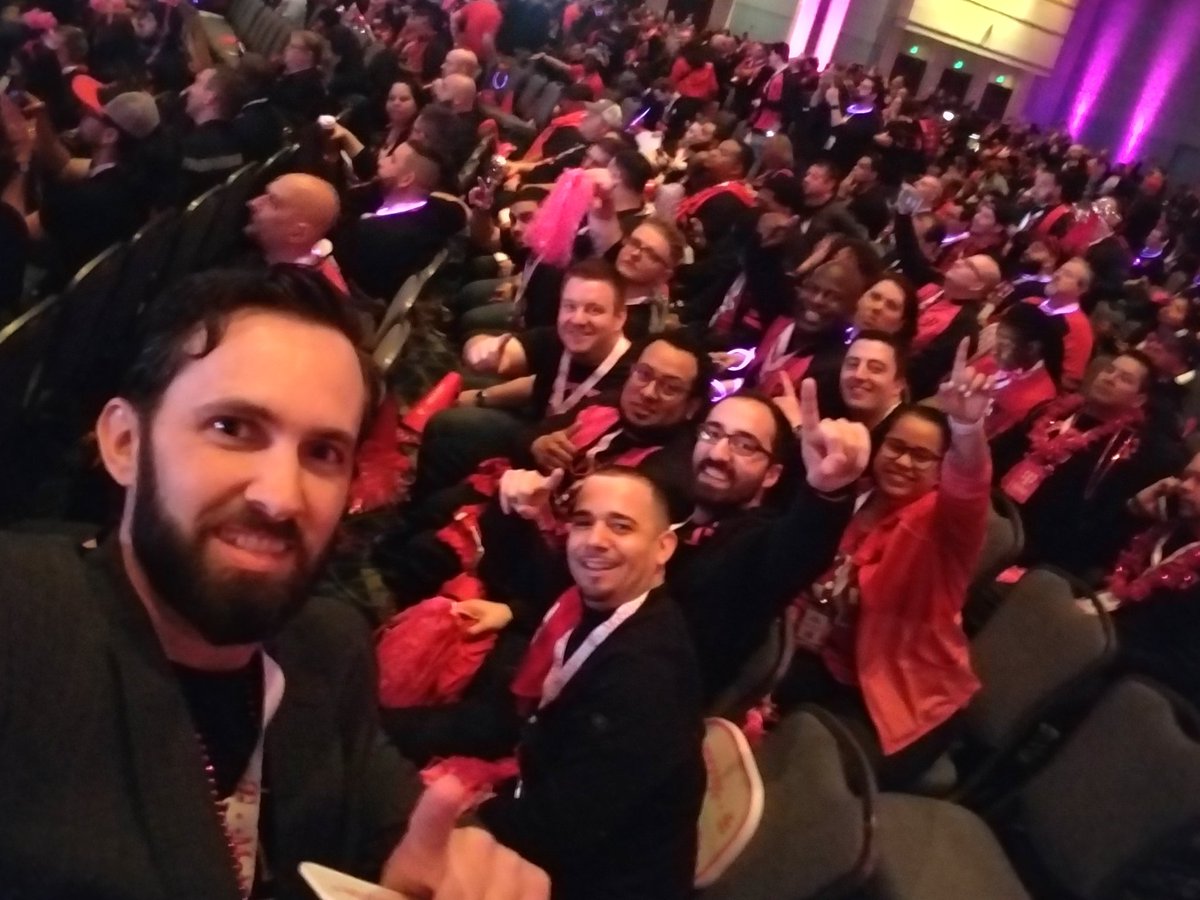 McAdooJustin's tweet photo. @VergeMobileTPR ready to be #Unstoppable at the @TMobile #UnstoppableTour in #Philadelphia https://t.co/U19RBz3f1p