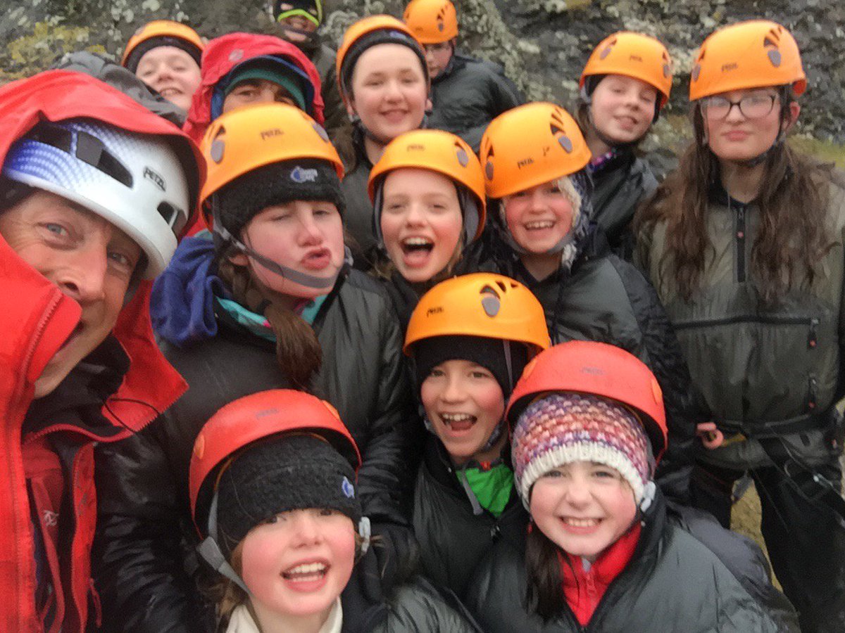mclaurinWML's tweet image. These young folk are the toughest Nige or I have ever had the privilege of working with. #FalkirkOutdoors Youth Adventure kids out on the Fife chainwalk by Elie today. Wind, rain, sleet &amp;amp; snow plus a windchill of -4c and they were still smiling 😀 #PlayStrong #Adventure #Scotland