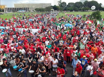 Ver imagem no Twitter