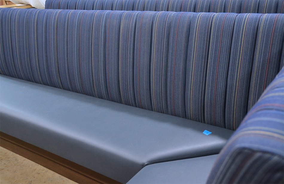 MaxsunGroup's tweet image. Banquettes with fabric upholstered vertical channels for Cranwell Spa &amp;amp; Gold Resort! #booth #banquette