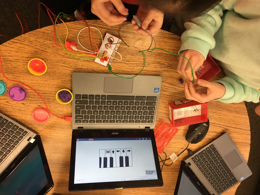 Mme_Renee's tweet photo. Added @makeymakey to Scratch Coding Club today -Interesting to see how each Ss learning style comes out when something new is added! Some dive right in hooking up clamps &amp; adding play doh while others seek step by step instructions- All agree: “This thing is sooo cool!” 😎👍🏼🎮 https://t.co/0KKGYS4li3