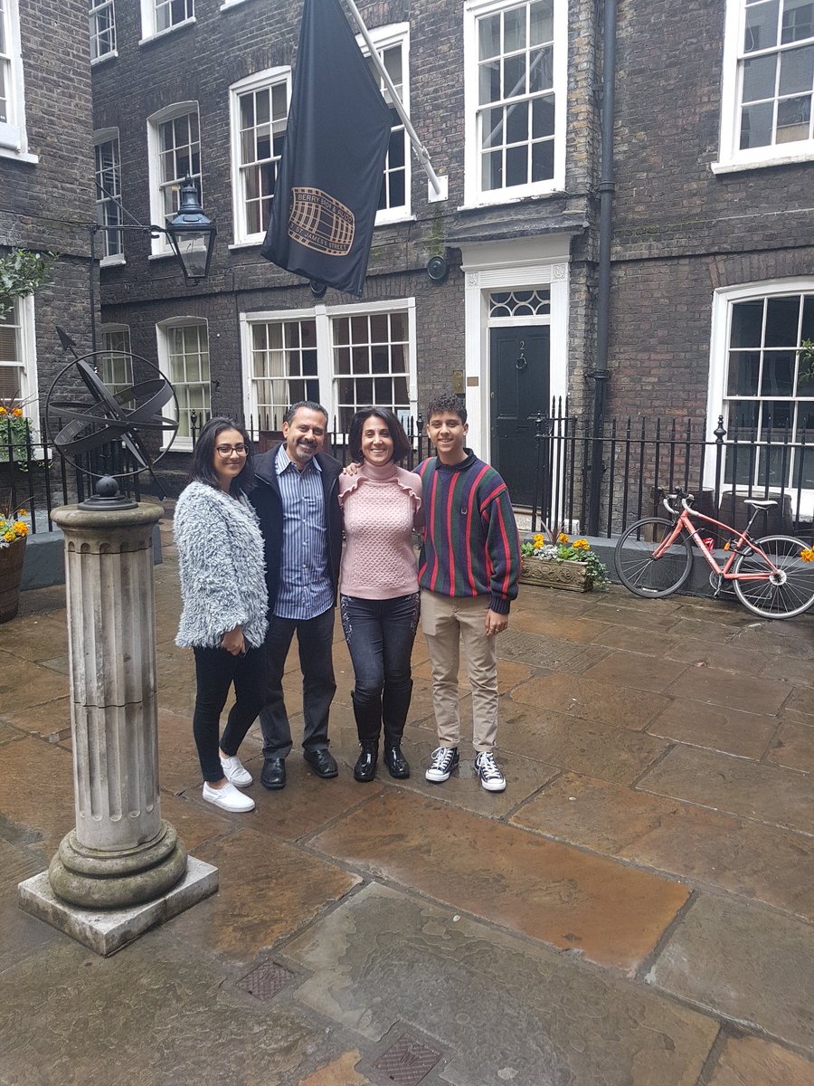 Trace Taxi Tours tweet media