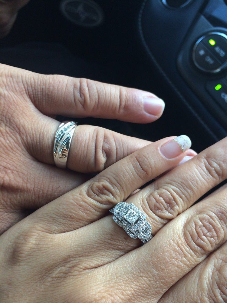 RogersShine's tweet photo. Karen B. from California is our #WCW! She and her husband have been marking their milestones with our help since 2014. https://t.co/KXyeUdZhjs