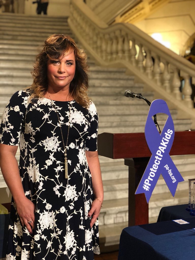 JenSpry's tweet image. Safe Kids Pennsylvania Blue Ribbon Champion Award ❤️
at The PA State Capital 
@SharedHope @freedomforother 
#SafeKids #humantrafficking #PASafeKids #protectpakids #sextrafficking @FridayFax @RUaware14