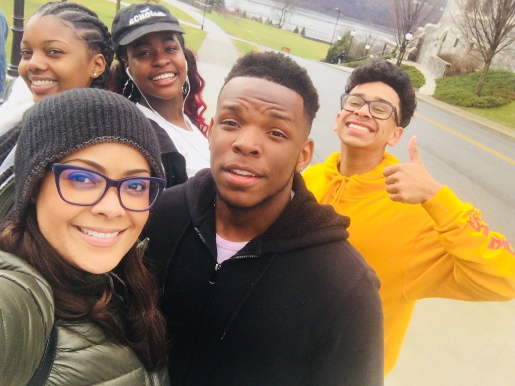 nyphillylove's tweet photo. You know #TRIOWorks when an Upward Bound Alum from the same project organizes a college tour at their school #MaristCollege
Candice Rivera thank you for hosting your #DTCC #UpwardBoundMathScience family. We’re so proud of you! https://t.co/PtIQIRybRH