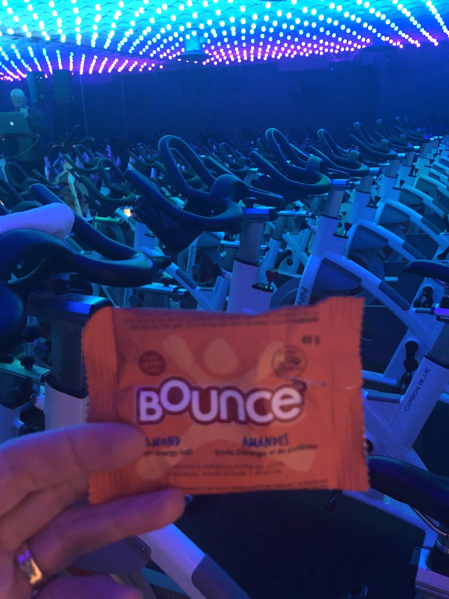 PowderMatt's tweet photo. That was good @YYCCycle @Bounce_CAN down this &amp; spin! https://t.co/LOUXjeEqmA