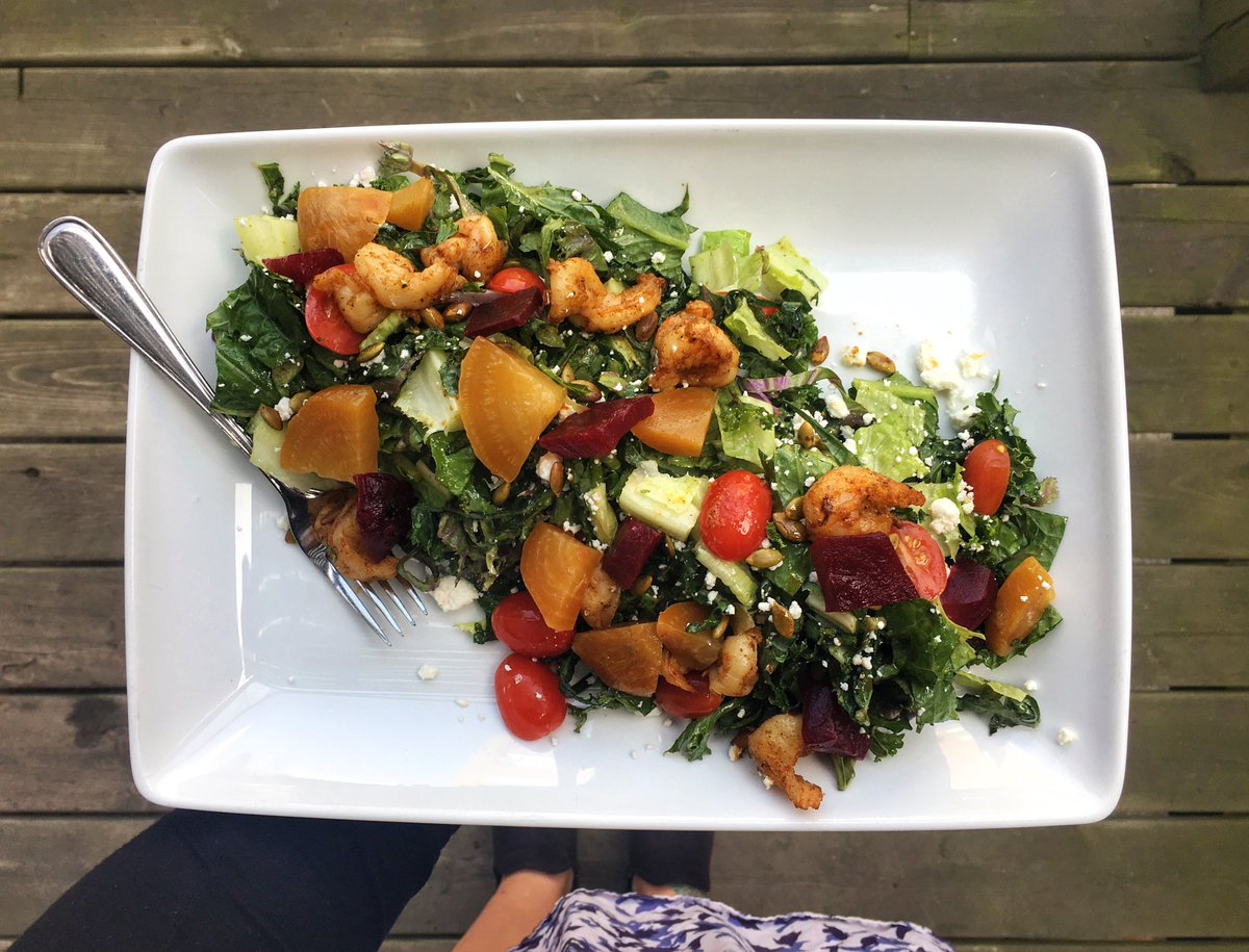 Just when you thought a salad couldn’t get any better! Add seared shrimp, a grilled chicken breast or a piece of fish 💯 #HamOnt