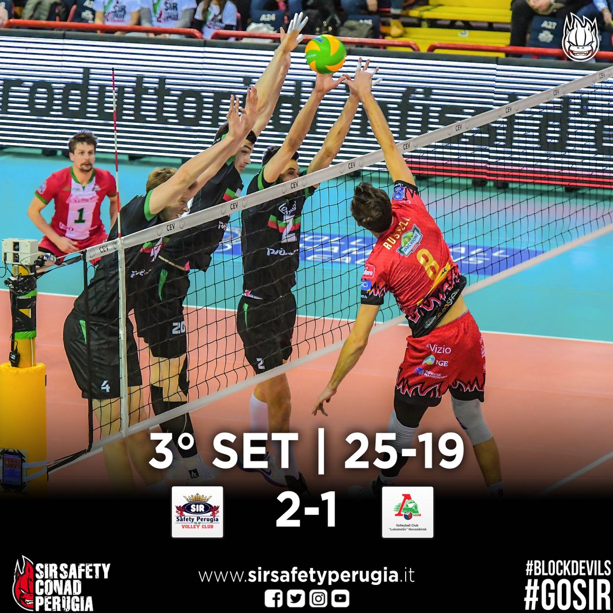 SIRVolleyPG's tweet image. Si chiude con l'attacco out degli ospiti il terzo set (25-19) con la Sir che si porta sul 2-1 #3SET #CLVolleyM #PerugiaNovosibirsk #GoSir #BlockDevils #RCD #ORAéADESSO