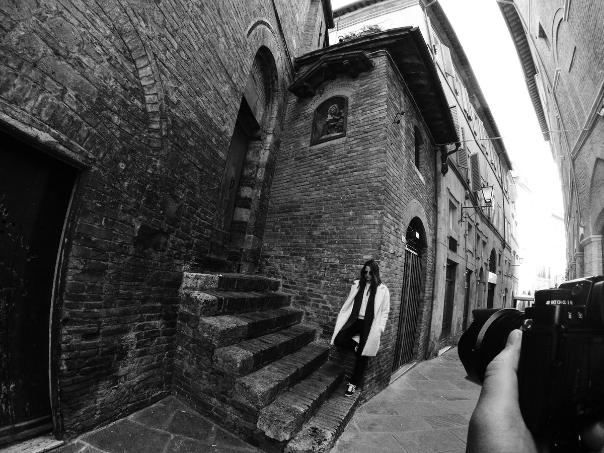 PEOPLE, SIENA ☀️
#tiraccontoilvino #winesiena2018 #siena #winelover #winesiena2019 #италия #тоскана #ig_worldbnw #bw_divine #bnw_divine #people_and_world #bw_in_bl #bnw_of_our_world #ae_bnw #igs_bnw #love_bnw #all_bnwshots #bestphotogram_bnw