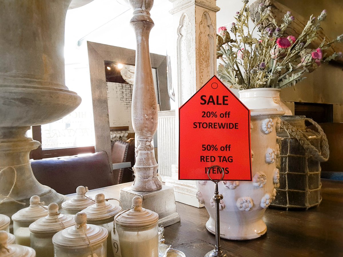 RusticStuffHome's tweet image. facebook.com/RusticStuffHom…
A #SALE Not To Be Missed !
20% OFF STOREWIDE
50% OFF SELECT ITEMS
April 4th - April 7th, 2018
10:00 am - 5:00 pm
Wed / Thurs / Fri / Sat
#furniture #lighting #tables #chairs #accessories #jewelry #rustic #RusticStuff #RusticStuffHome #interiordesign #decor