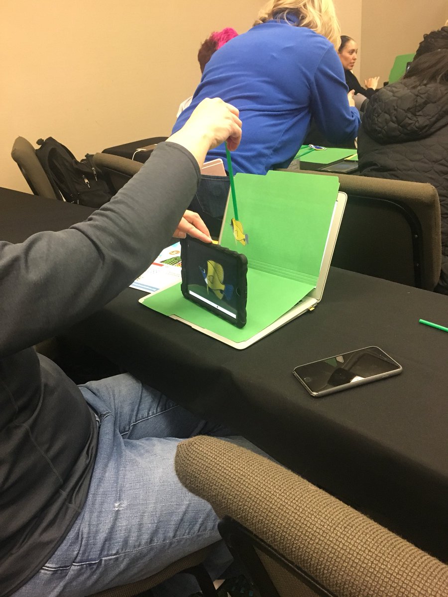 Green Folders. Mobile Green Screens. #i11i