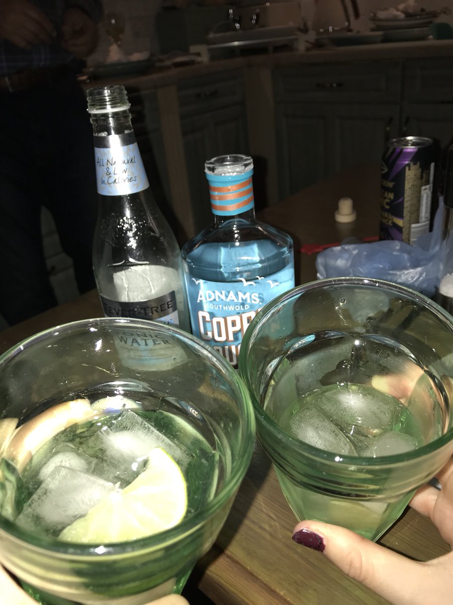 toast to make sure #MalariaMustDie 🍸🍸<a href="/FeverTreeMixers/">Fever-Tree Mixers</a>