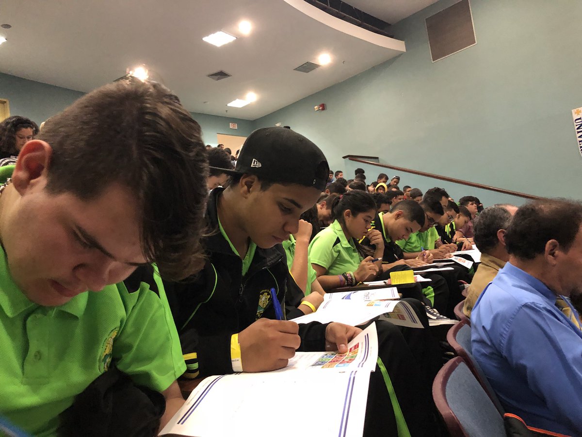 CROEVSCHOOL's tweet image. Equipo Puerto Rican Creators CROEV #robotmakers