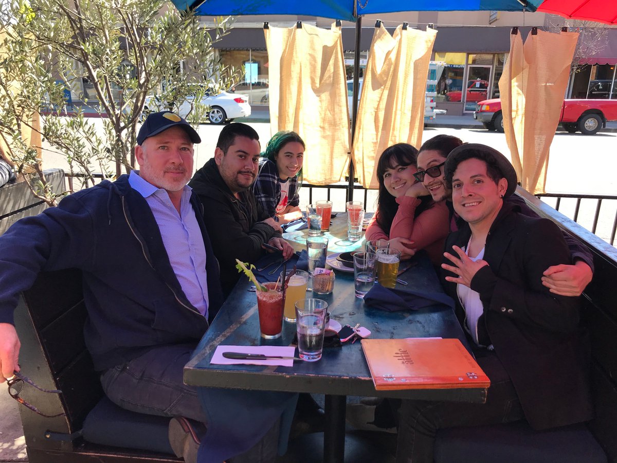 brewmancemovie's tweet photo. Happy Friday from the Brewmance crew! Birthday lunchin' for our Associate Producer's birthday! 🎂🎈 #brewmantic @4thstreetfilms @itslaurafrances https://t.co/kQWlFrCUT4