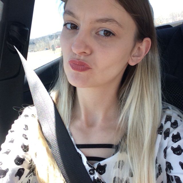 cgoch1227's tweet photo. #Complimentary #Contest #VeraWangEmbracexInfluenster @Influenster @VeraWangGang https://t.co/ojLB4qtJ5S
