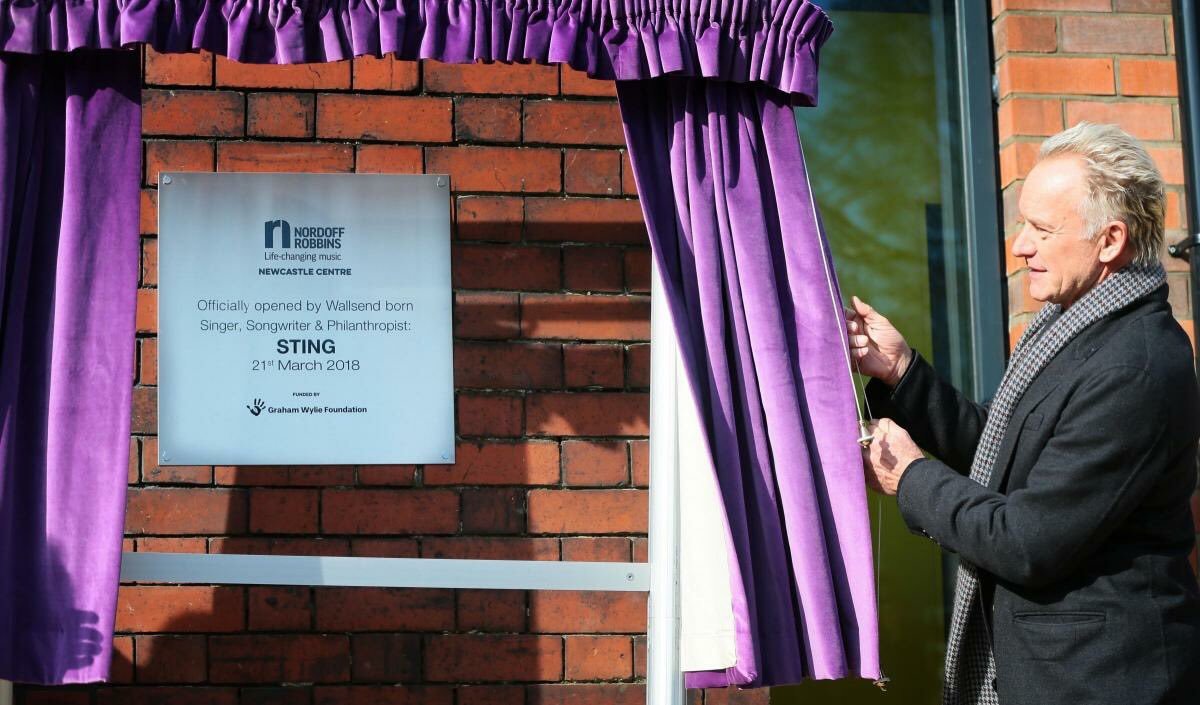 topsignsltd's tweet photo. We installed some #signage this week for @NordoffRobbins1 at their new Centre in #Newcastle . Officially opened by @OfficialSting and @KaiserChiefs . Funding by @GWFoundation #signmaking #topsigns #vinylgraphics https://t.co/zKK14BTDWB