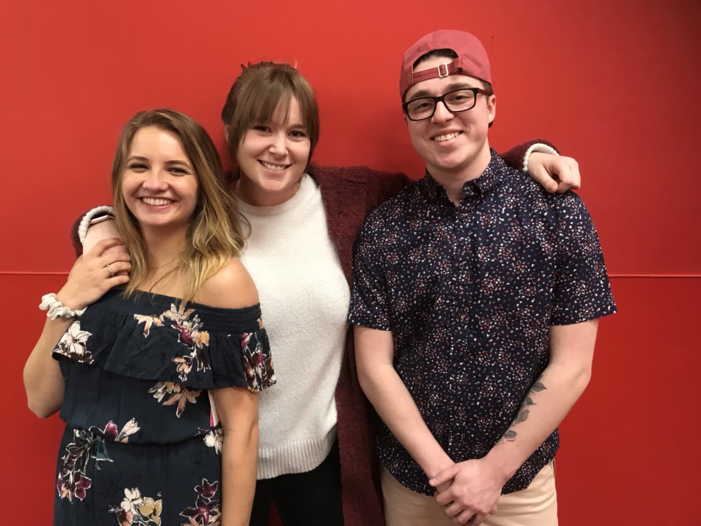 Floral #FashionFriday 🌷🌸 Spring has sprung in Redmond 🤗 #RockinRedmond