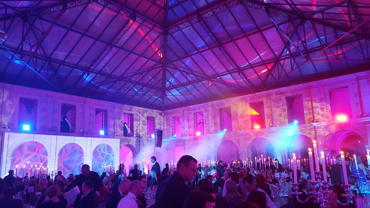 En direct de la soirée des Trophées Internationaux à Lisbonne... #gypsumtrophy !