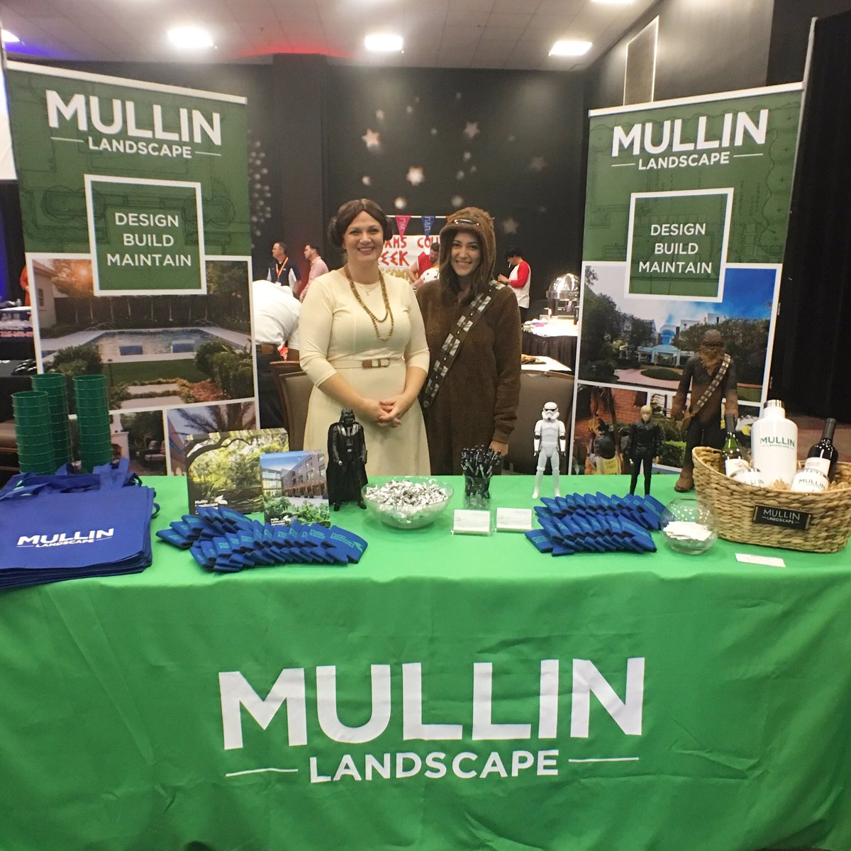 MullinLandscape's tweet photo. Princess Leia and Chewbacca enjoyed seeing everyone at the Latter &amp; Blum 5th Annual Vendor Trade Show last night! #mullinlandscape #designbuildmaintain #latter&amp;blum #comiccon https://t.co/Hl6pgY6ds0