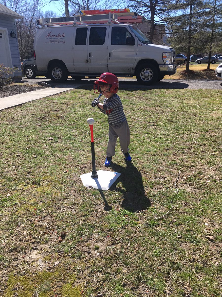 Kingyface's tweet photo. So proud of this guy. 1st Tee Ball practice tonight #SCYA #preemielivesmatter #frozenropes https://t.co/jOjUpdOClJ