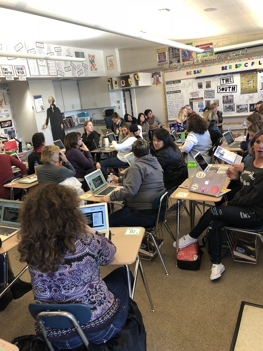christymills63's tweet photo. Guided reading session intro- these teachers rocked this session! #usdlearns #lovelearningtogether @mflynch @mrschun @MrsJohnsJungle @SturmToSA https://t.co/DKF4LLrWt8