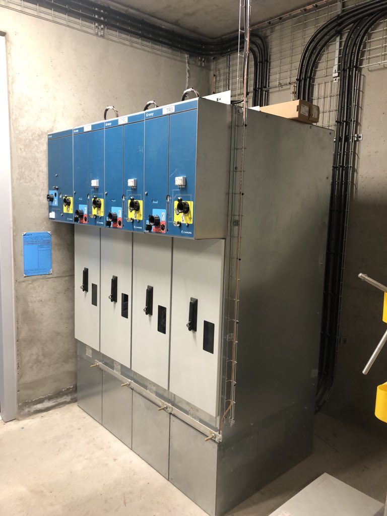 AisElec's tweet photo. Inauguration des silos soufflet, installation électrique by Ais Elec https://t.co/uypP9hcCja