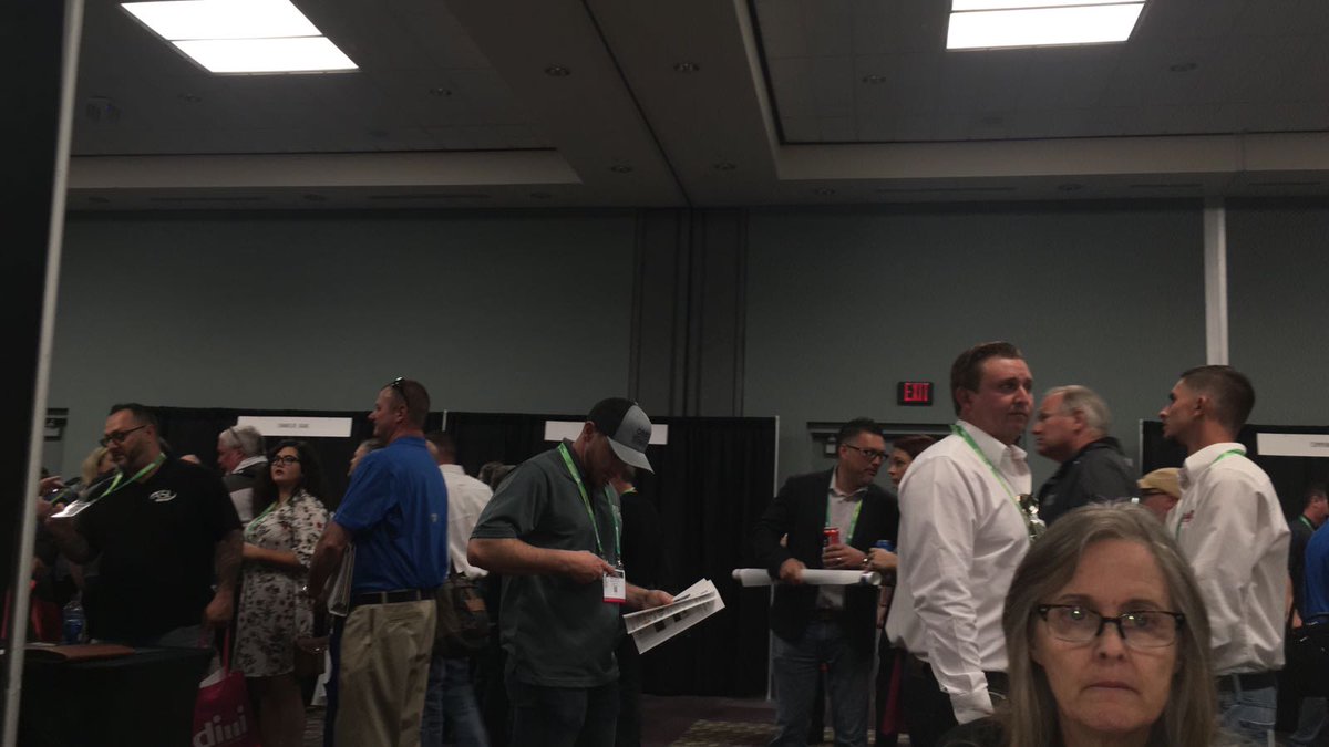 What´s more important than connections? Today <a href="/isasignexpo/">ISA Sign Expo</a> <a href="/ISAsigns/">ISASigns</a> we´re participating in this Networking with international companies! #Signs #SignExpo #ISA2018