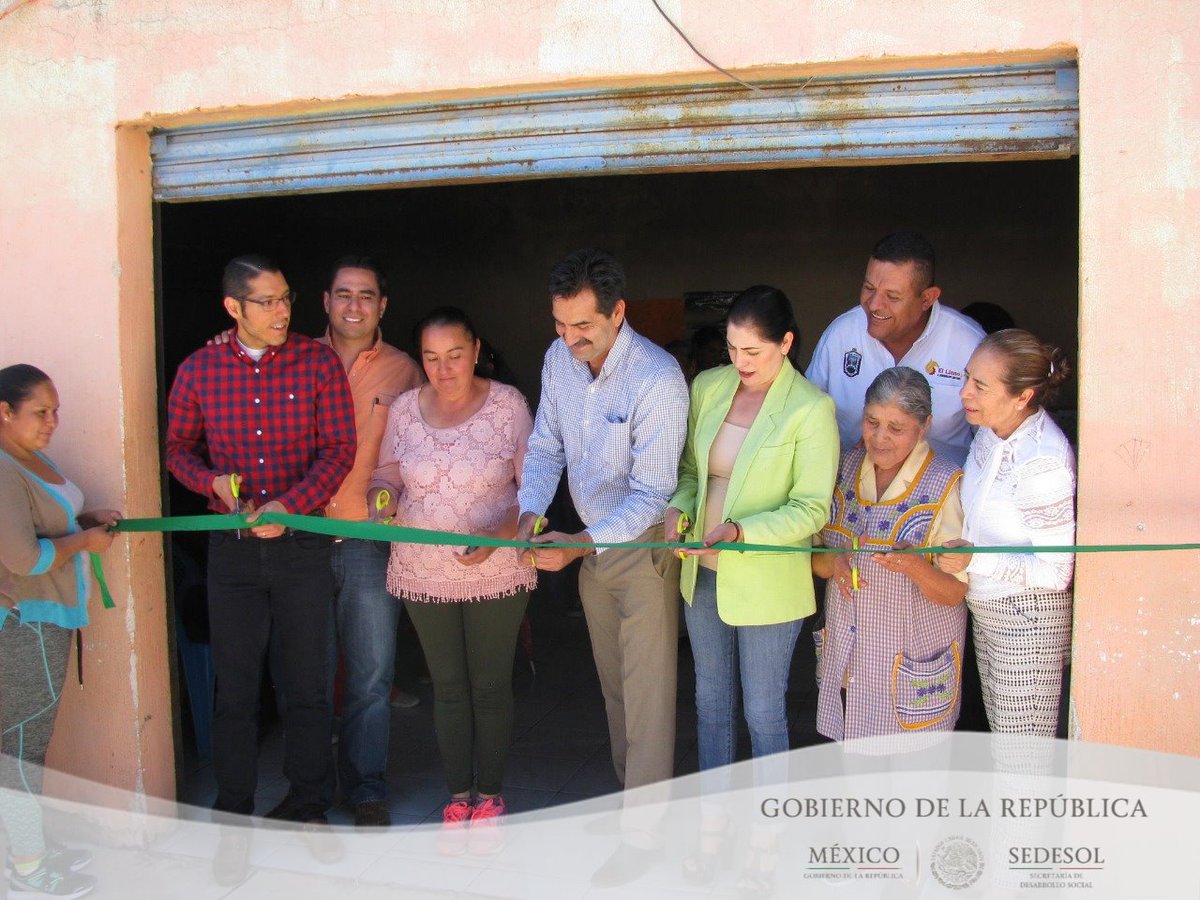 Equipo_OGF's tweet photo. @Liconsa y @SEDESOL_mx en Aguascalientes celebra la inauguración de una lechería, ubicada en el Mpio El Llano. Con este nuevo punto de abasto de leche se podrá contribuir al desarrollo nutrimental de más familias. #Aguascalientes #SedesolContigo #LoBuenoSigueContando https://t.co/hFrBXaG4MA