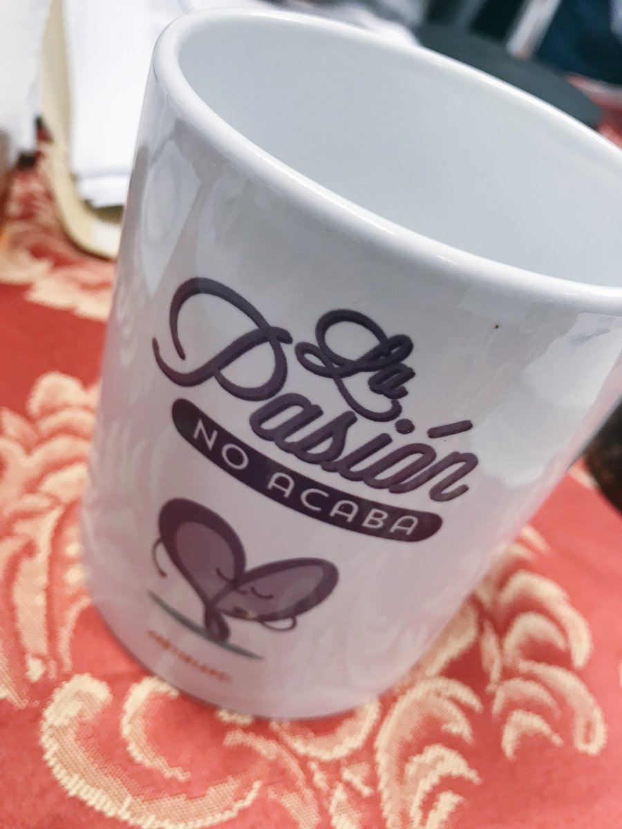 JartibleD's tweet photo. ☕️ ¿Quieres tener ya la taza de #LaPasiónNoAcaba? 

➡️ https://t.co/exrSHSbiuM https://t.co/UExmgyctfh