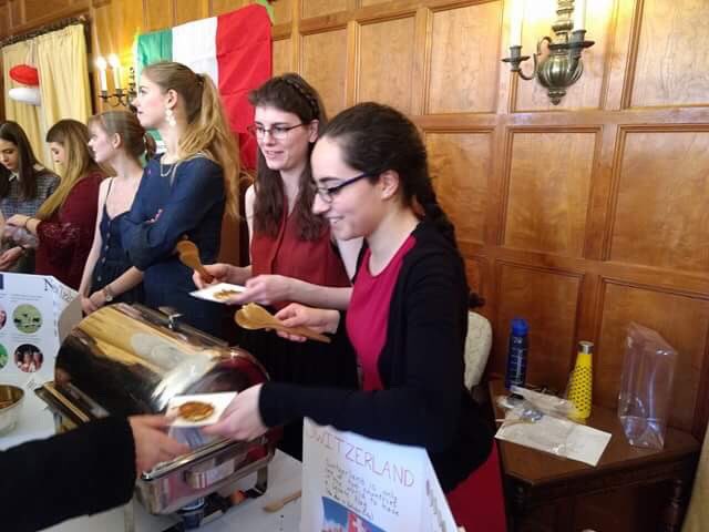 MorganRondo's tweet photo. Another successful International Tea 😊
#MarthaCook https://t.co/b2hkWsT1FJ