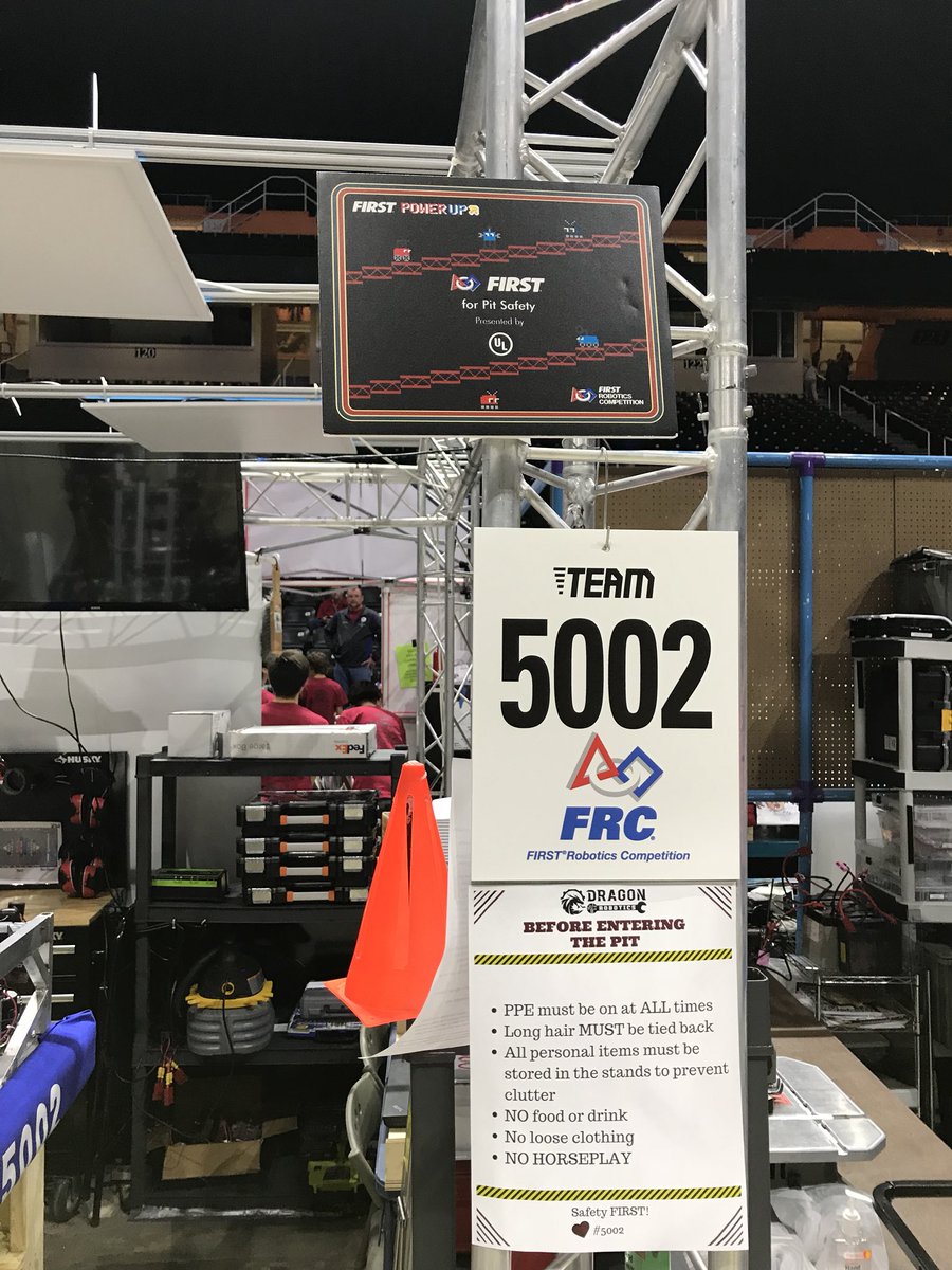 RebelErik1's tweet photo. Goodnight 😴 frc 5002 . Finished strong and moved up the rankings. Looking forward to tomorrow.@dragon_robotics @chs_stem https://t.co/Ma4xIi8iRp