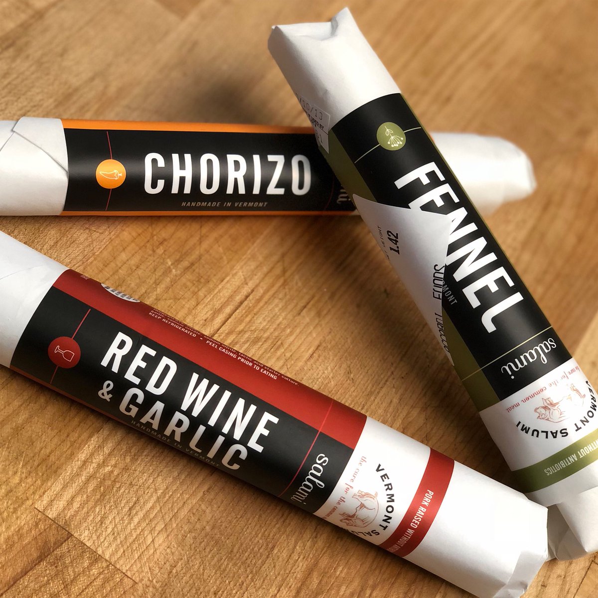 turnpikemarket's tweet photo. #vermontsalumi now available!! @vtsalumi #redwineandgarlic #chorizo #fennel Pork raised without antibiotics. hand made in Vermont. #curemeat #turnpikemarket #nuttinglake #billerica https://t.co/AM5JK6EnaN