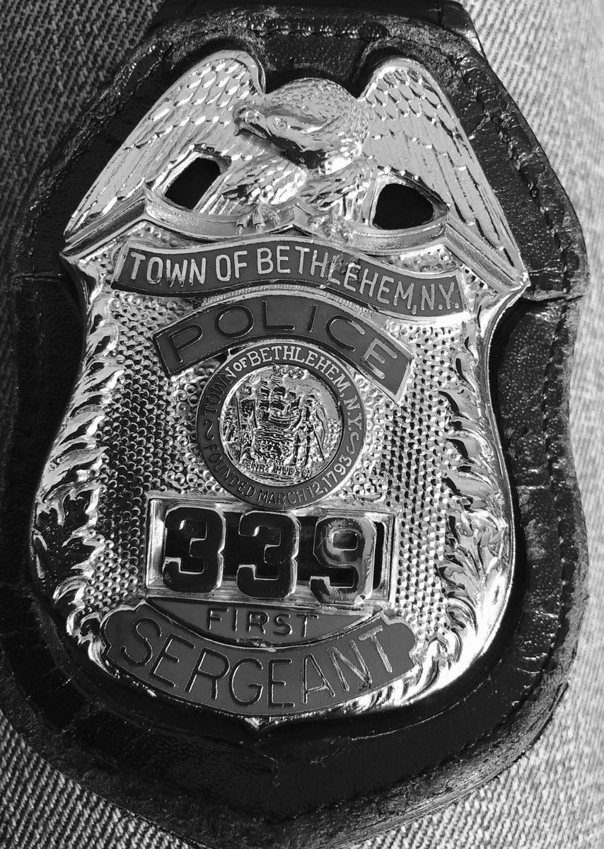 OurBethlehemPBA's tweet photo. Celebrating an end of a 28 year career. Best of luck to F/Sgt. Robert Helligrass with his retirement. https://t.co/QVriv7CffH
