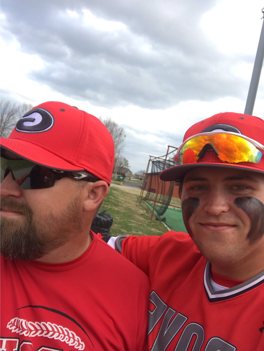 cade_coble's tweet photo. GAMEDAY https://t.co/3U9W8Q34Nc