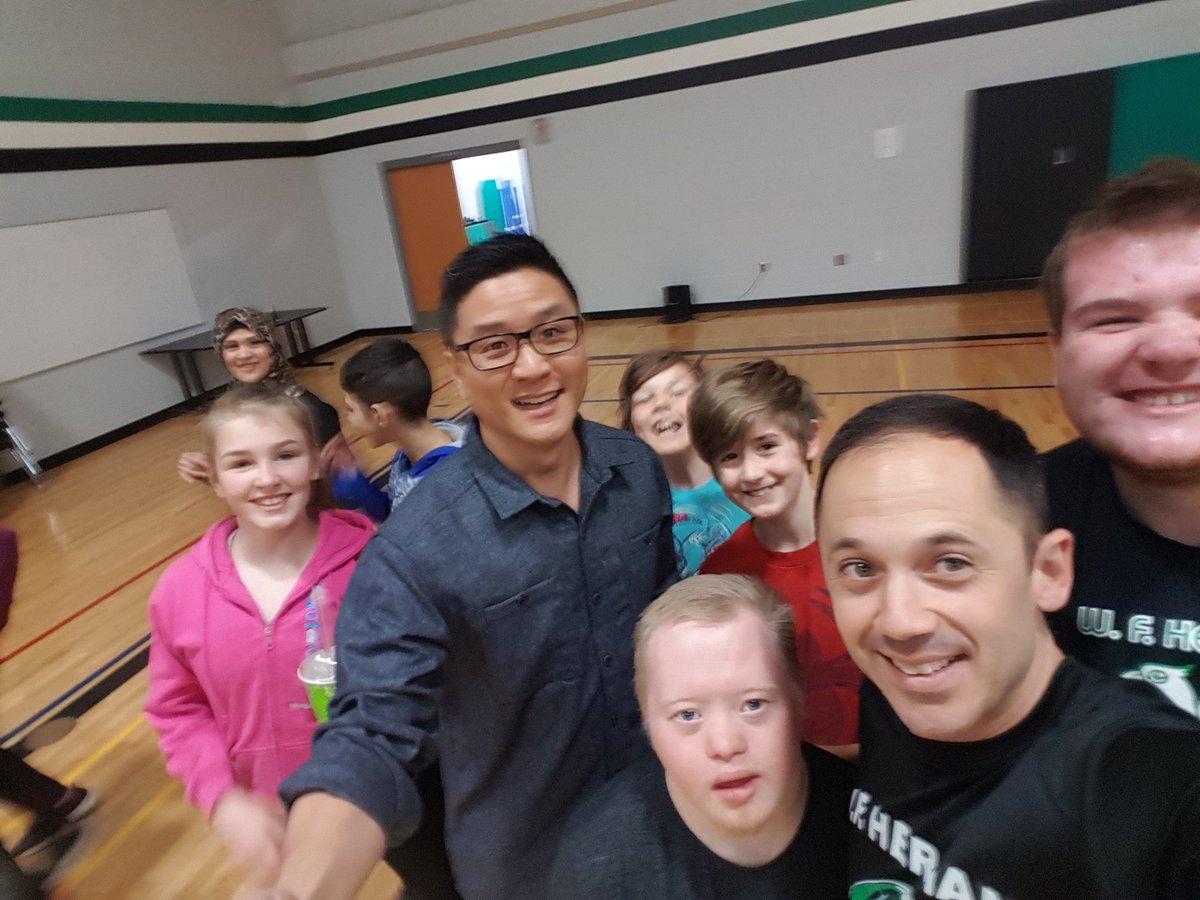 HermanBootcamp's tweet photo. Some of the great people that we exercise with on Tuesdays and Thursday's b4 the bell... It's a great way to start the day!
@HermanElem @hermangriffins @gecdsb @gecdsbpro #schoolcommunity #fit2Learn #fit2Bresilient https://t.co/n4Gde7Lx3J