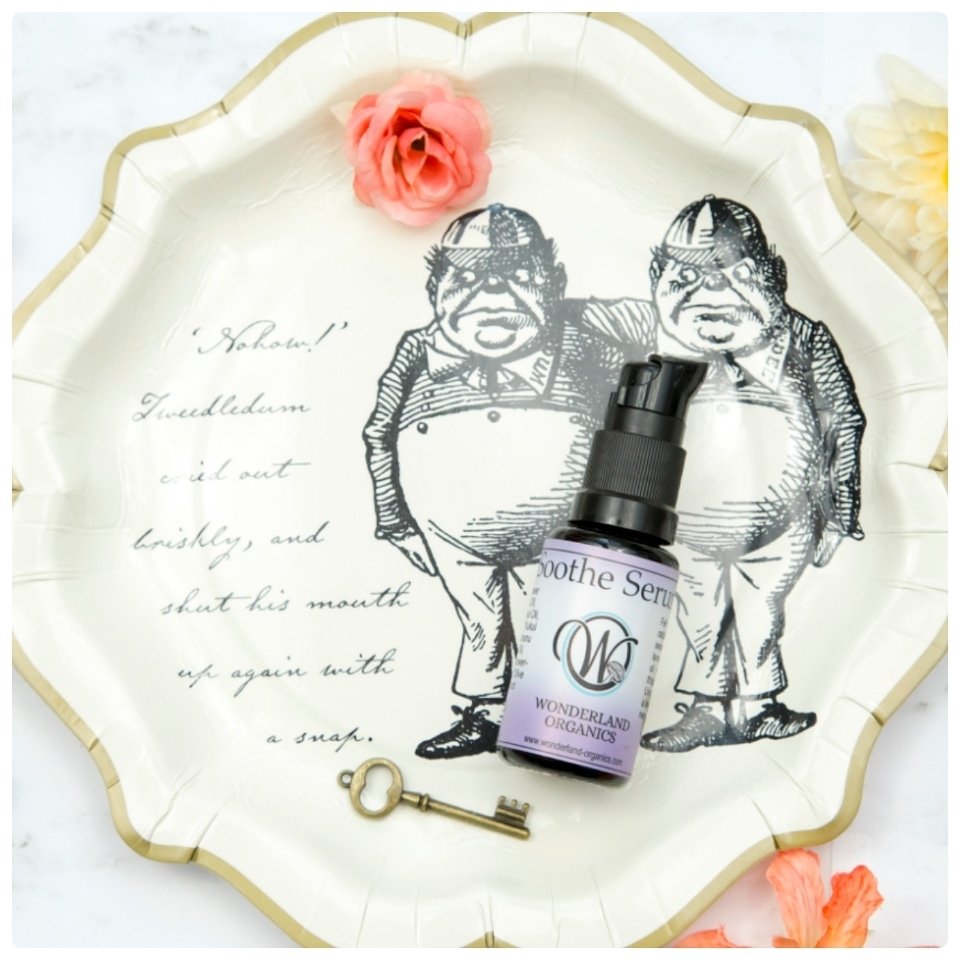 Step into #spring w/ the Soothe: this #facialoil for normal &amp; dry skin made with #organic #lavender is a treat for your senses. #greenbeauty #skincare wonderland-organics.com/product/soothe…