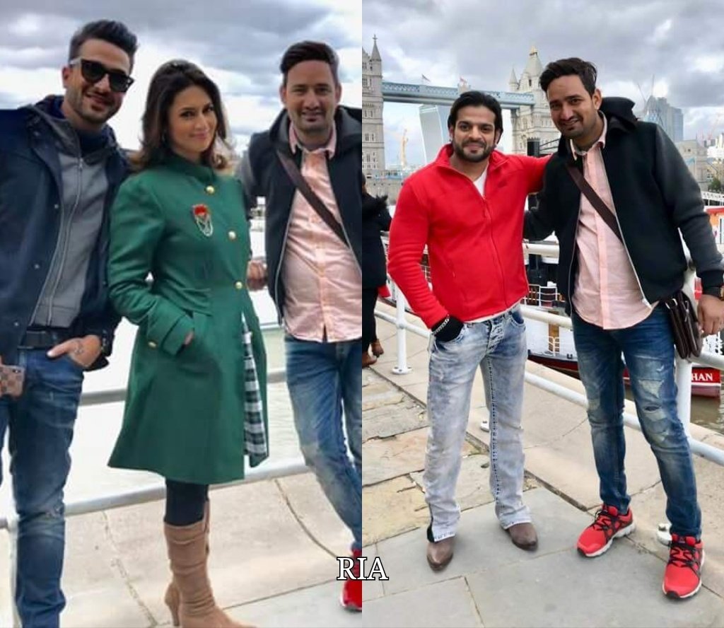 _XRiaX_'s tweet photo. #DivAn..❤❤❤
With Aly n crew..
London Diaries...
#GorgeousDT n #DashingKP
#DivAly #DivAnAly #YHMInLondon https://t.co/5W8BIGEkcY